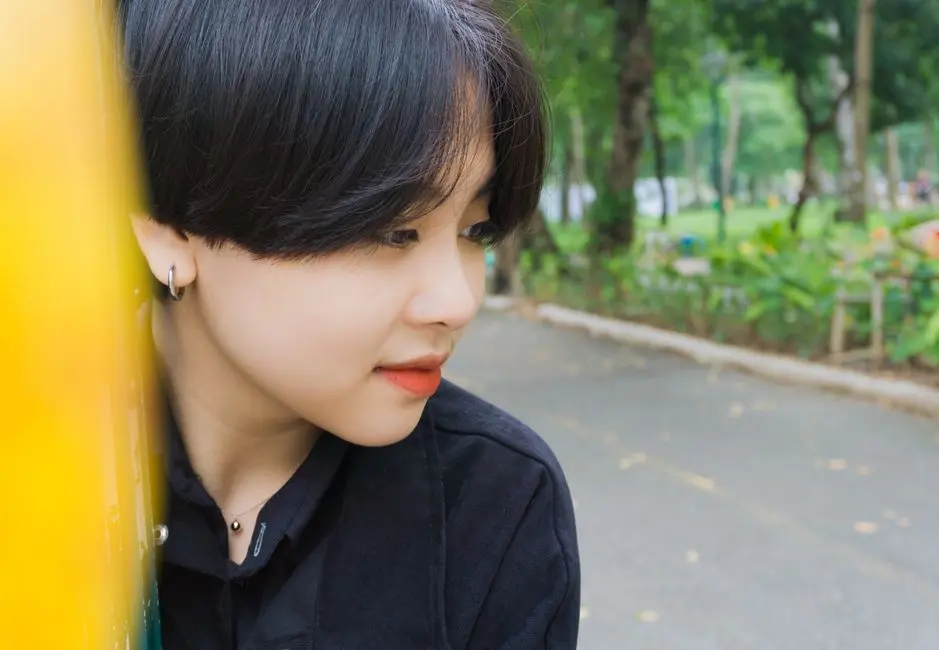 Two Block untuk Rambut Tebal: Masih Cocok atau Sudah Ketinggalan?